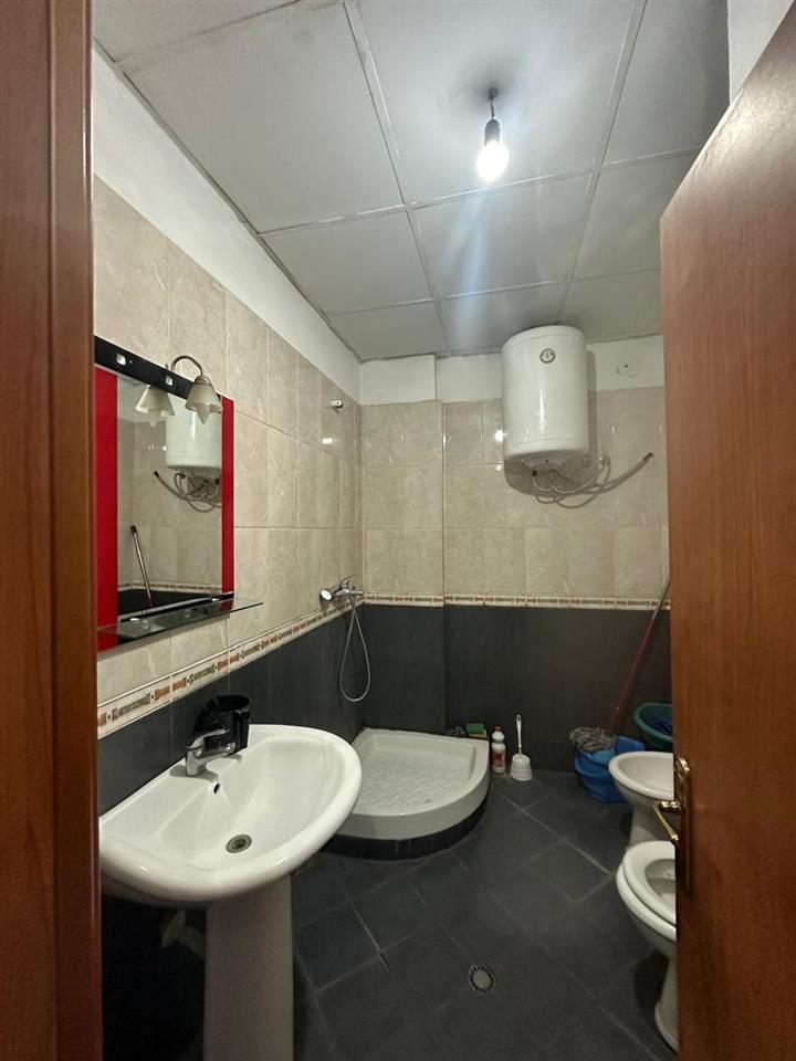 Jepet me qera garsoniere ne Yzberisht