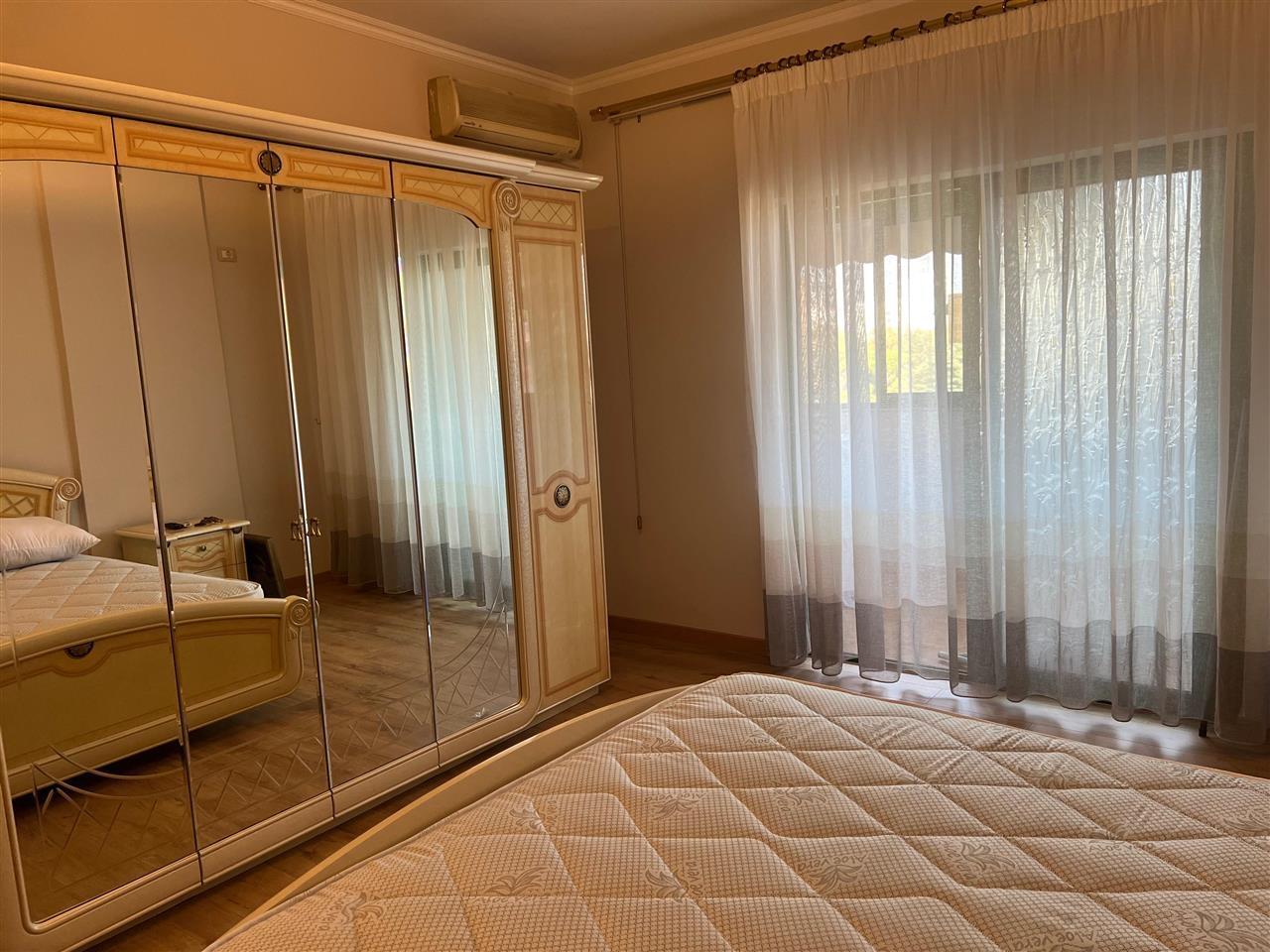 JEPET ME QIRA APARTAMENT 2+1+2 + 2 BALLKONE TE MYSLYM SHYRI