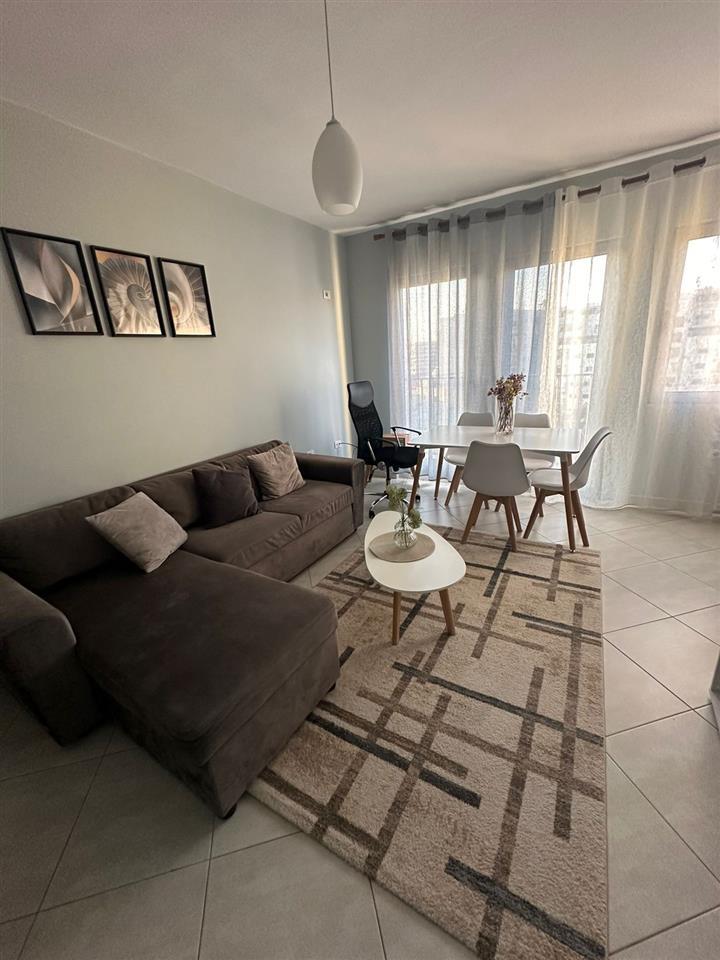 Super Apartment komod