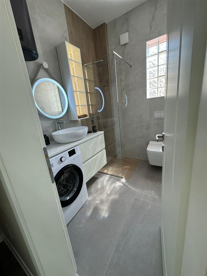 Okazion! Apartament ne shitje!