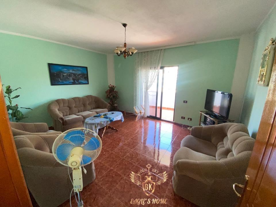 Shitet Apartament• 3+1+2 me ballkon