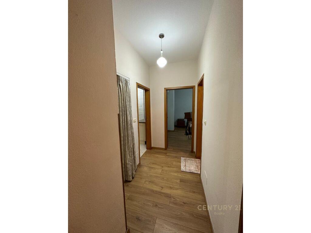 Per Qira | Apartment 2+1+2 | Perballe Toptanit| 800 € /Muaj