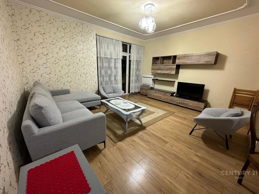 Per Qira | Apartment 2+1+2 | Perballe Toptanit| 800 € /Muaj
