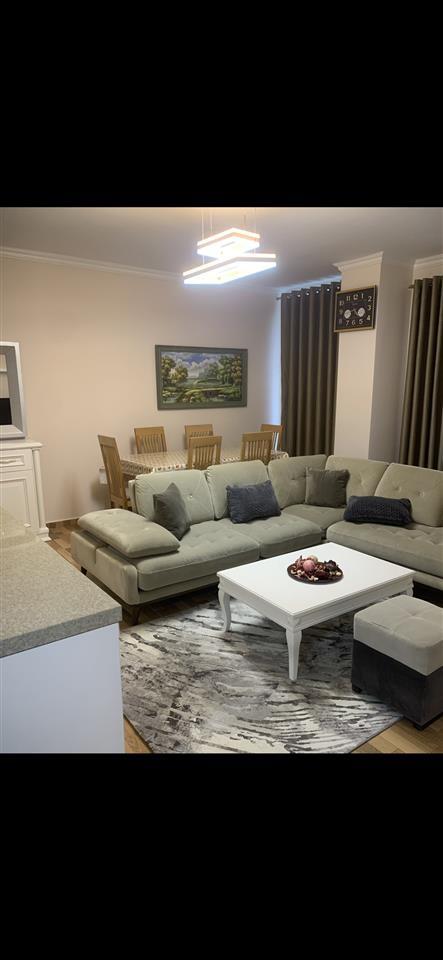 Jepet apartament me qera rruga e cipajve