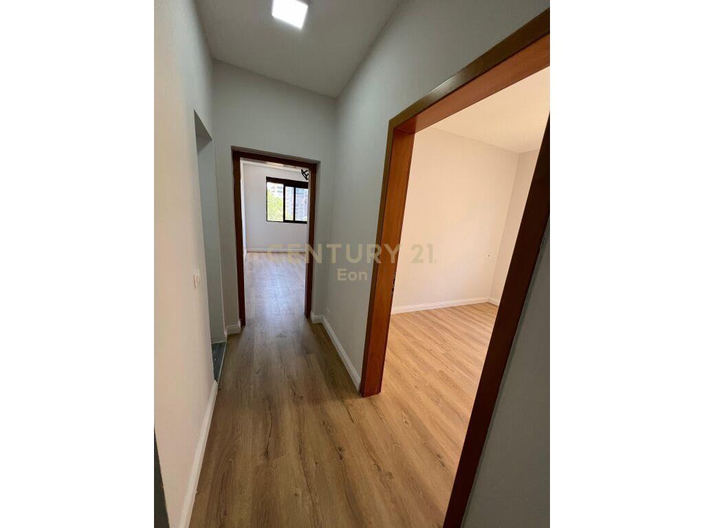 SHITET APARTAMENT 1+1 VIJE E DYTE NE PLAZH,HEKURUDHA!