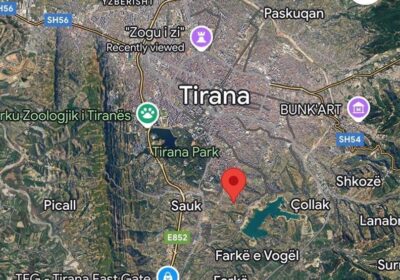 Shitet 550m2 Toke, Zona e Kuqe per Ndertim Adr; Sauk