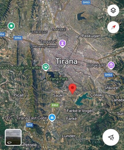 Shitet 550m2 Toke, Zona e Kuqe per Ndertim Adr; Sauk