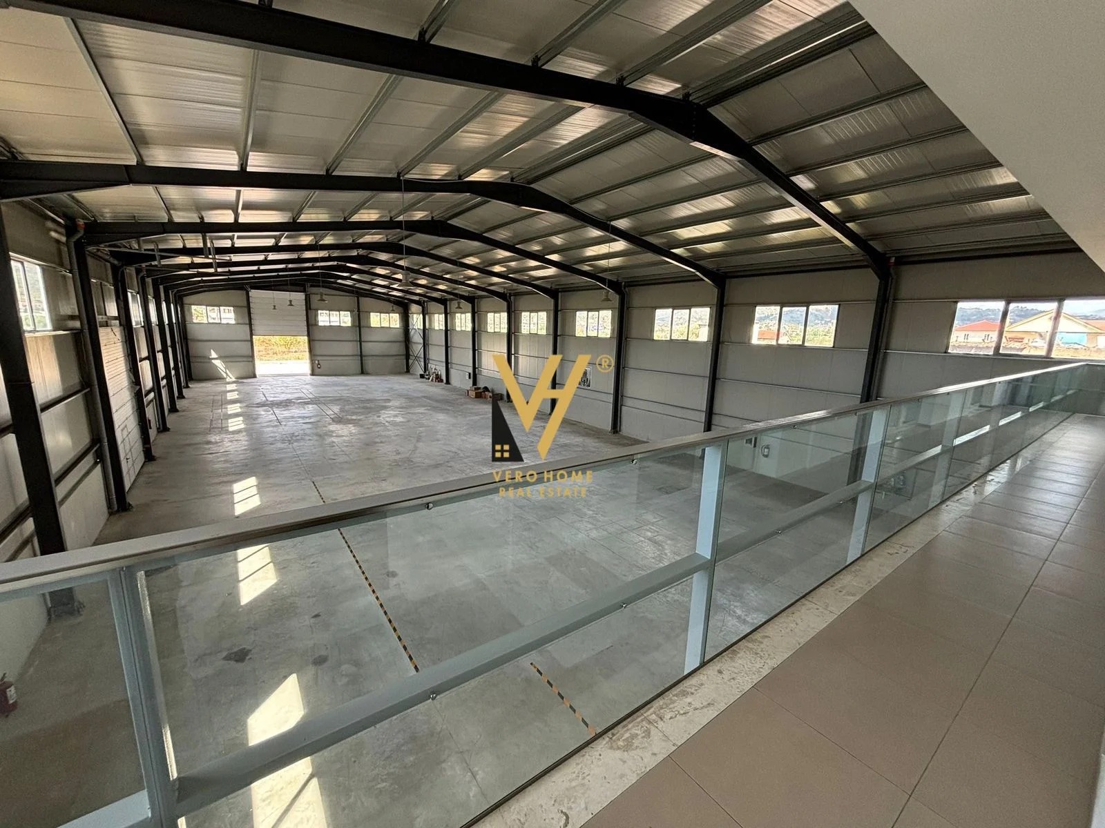 KAPANON 1620 M2 NE MARIKAJ 2.000.000 EURO