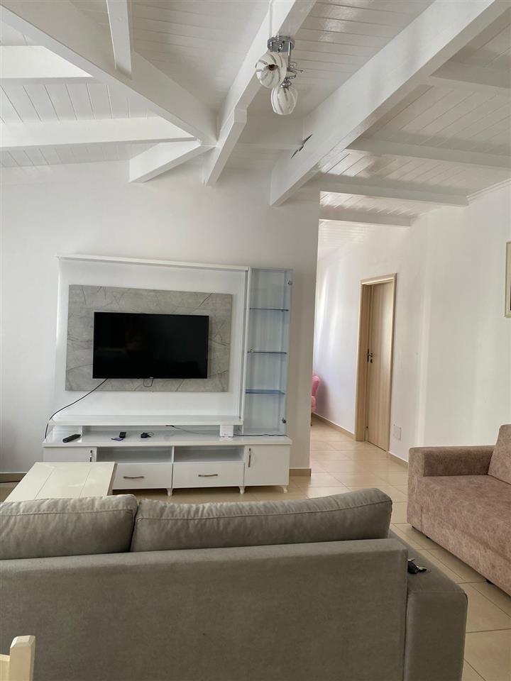 JEPET ME QERA 2+1 PAPAFINGO NE PLAZH!