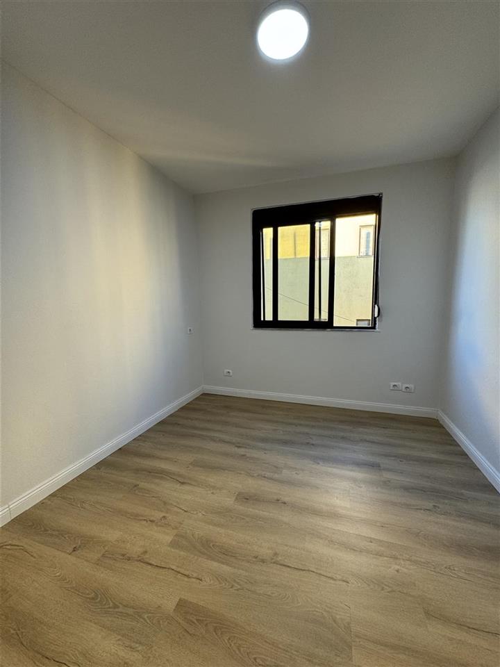 Apartament 1+1 plazh durres 20 metra nga deti