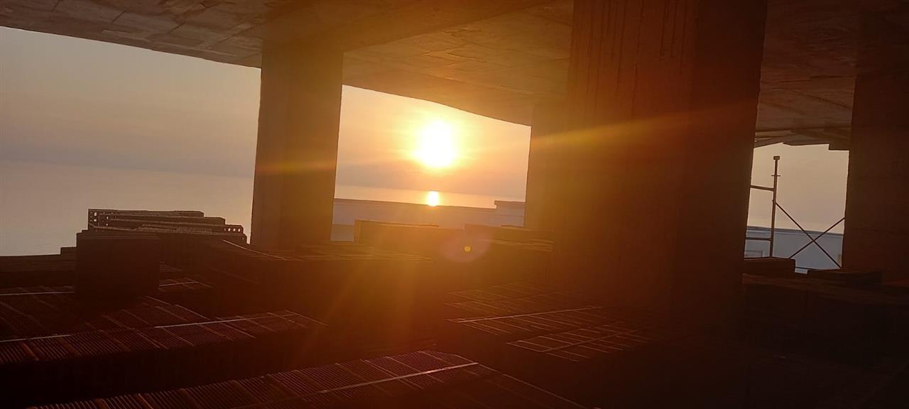 Shëngjin, shitet banesë 1+1 me pamje nga deti, rana e hedhun