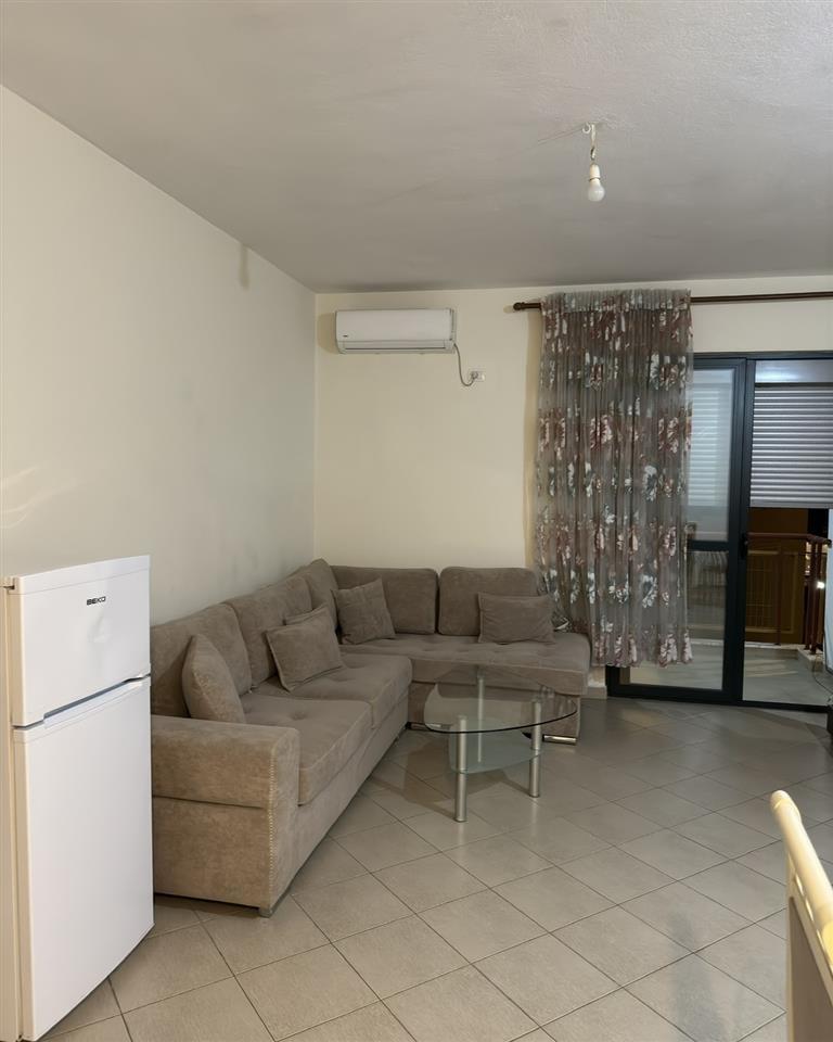 Jepet me qera apartment 1+1 Kodra e Diellit