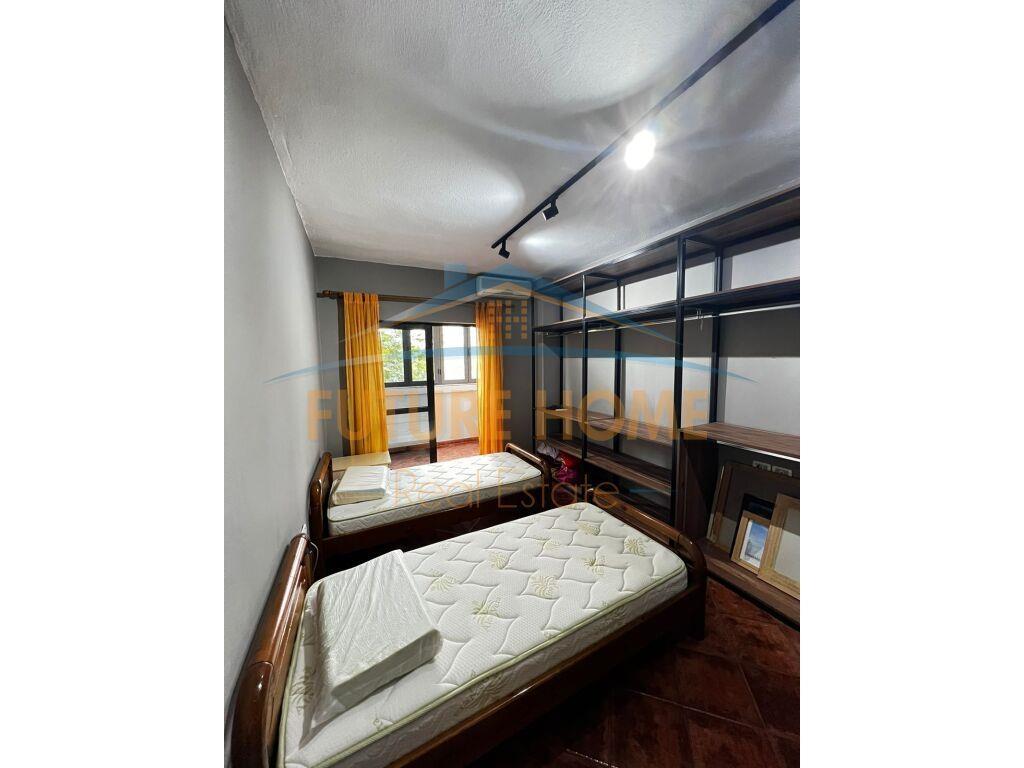 Qera Apartament 3+1+2, Stacioni i Trenit, Tiranë