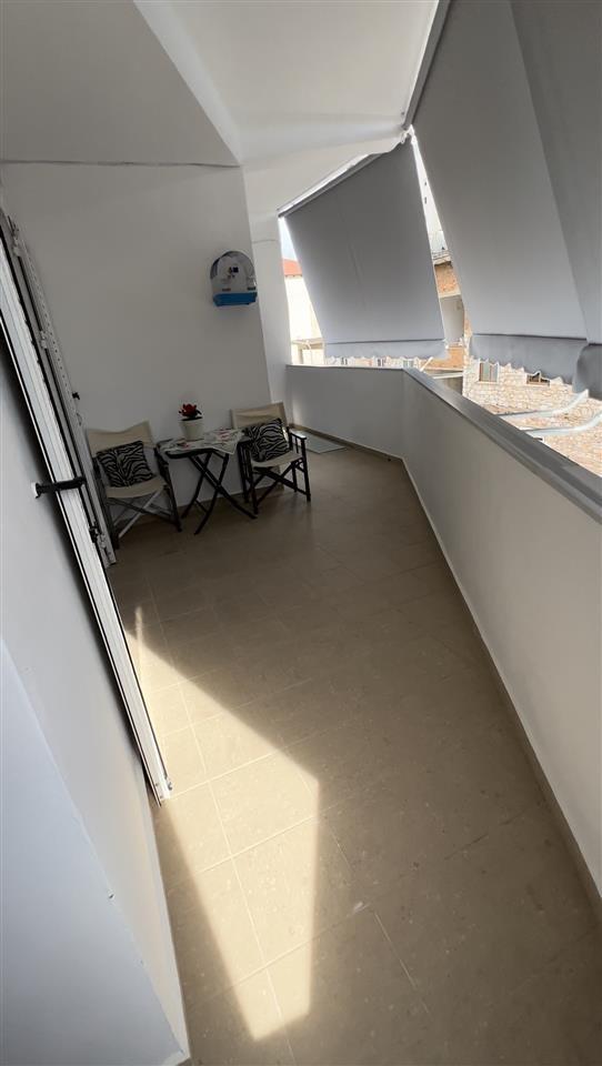 Shitet-> Apartament 3+1+2ne qender Sarande