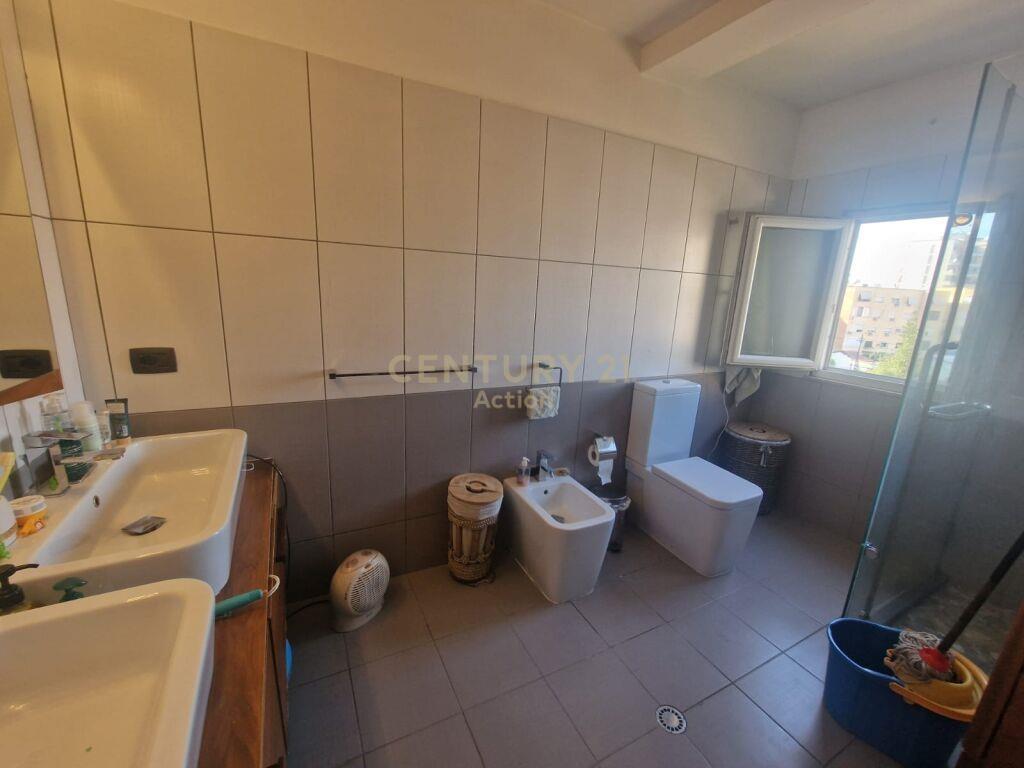 JEPET ME QIRA APARTAMENT 2+1 600 € Action102671