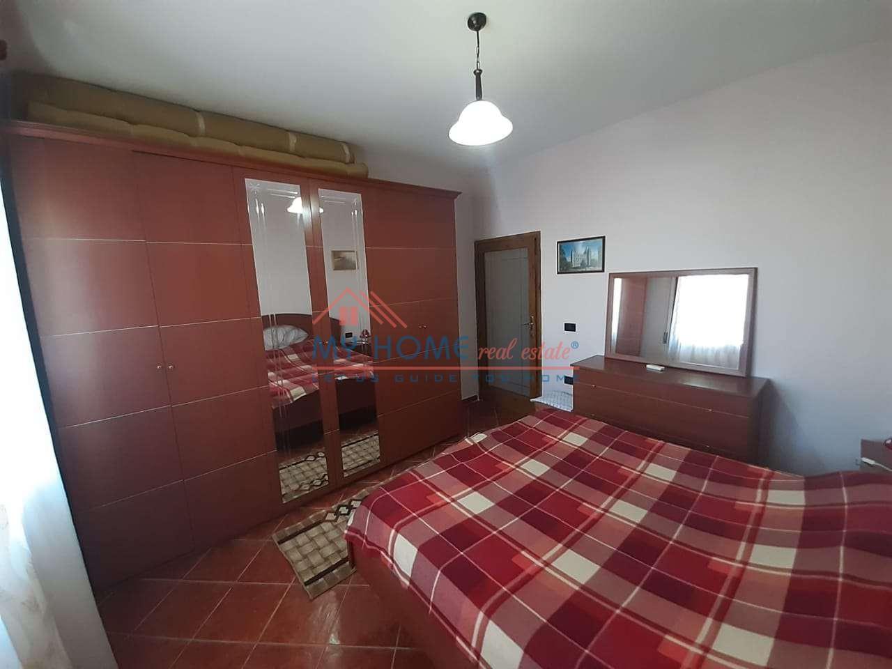 Apartament 2+1+Post Parkimi me qera tek Rruga e Kavajes