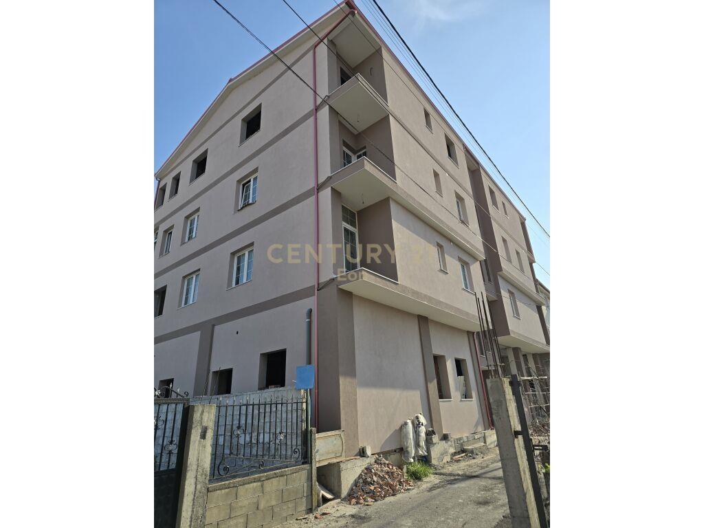 Shitet Apartament 2+1 në Spitalle, Durrës!