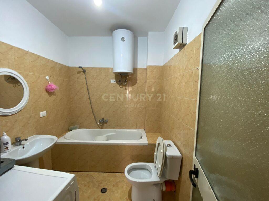 JEPET ME QERA APARTAMENT 1+1 PLAZH !