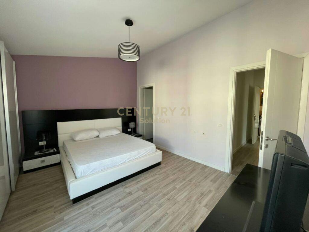 JEPET ME QIRA APARTAMENT 3+1+2 600 € Sol93754