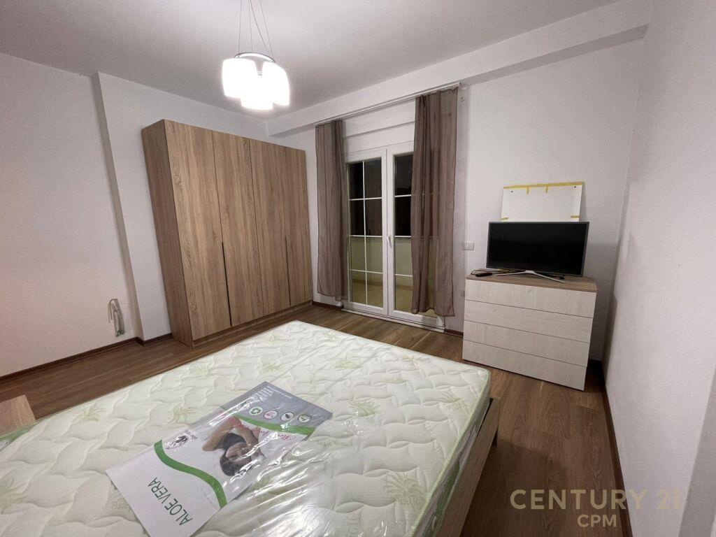 Apartament 2+1+2 Per Qera Tek Kinostudio!