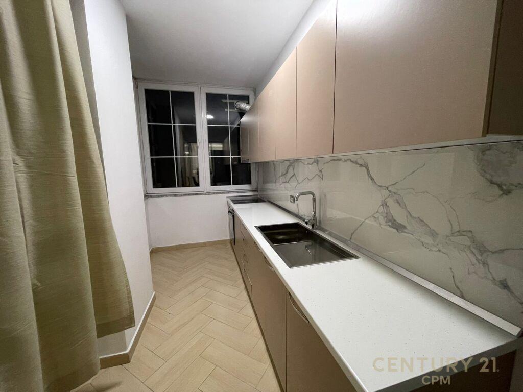 Apartament 2+1+2 Per Qera Tek Kinostudio!