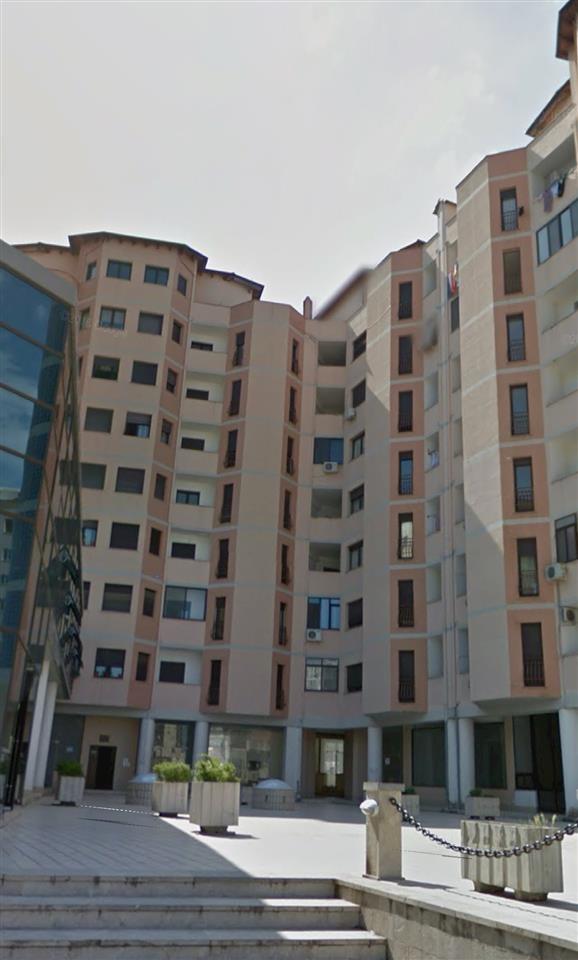 Apartament 2+1+2 tualete me ballkon,pallat i ri me ashensor