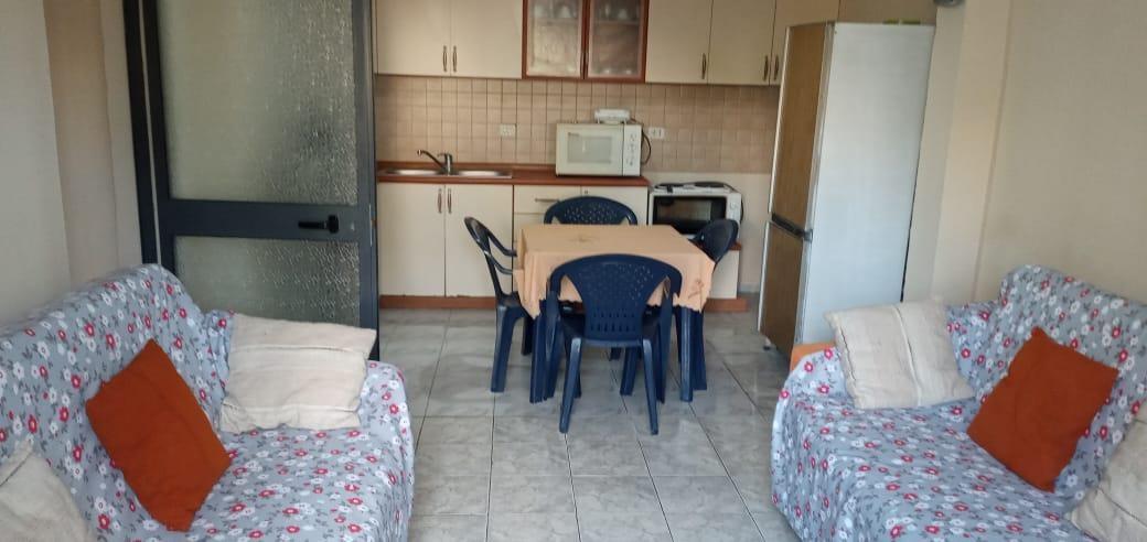 Super Okazion! Shitet apartament ne Golem, prane Miami Beach