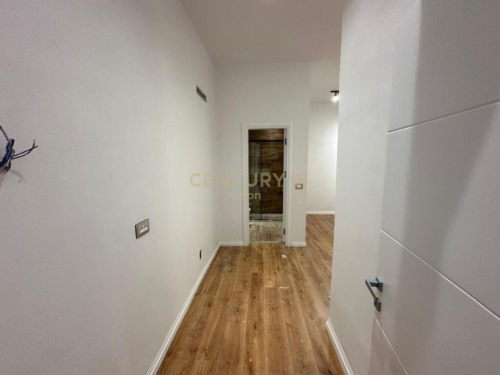 SHITET APARTAMENT 2+1+2 NE DURRES!