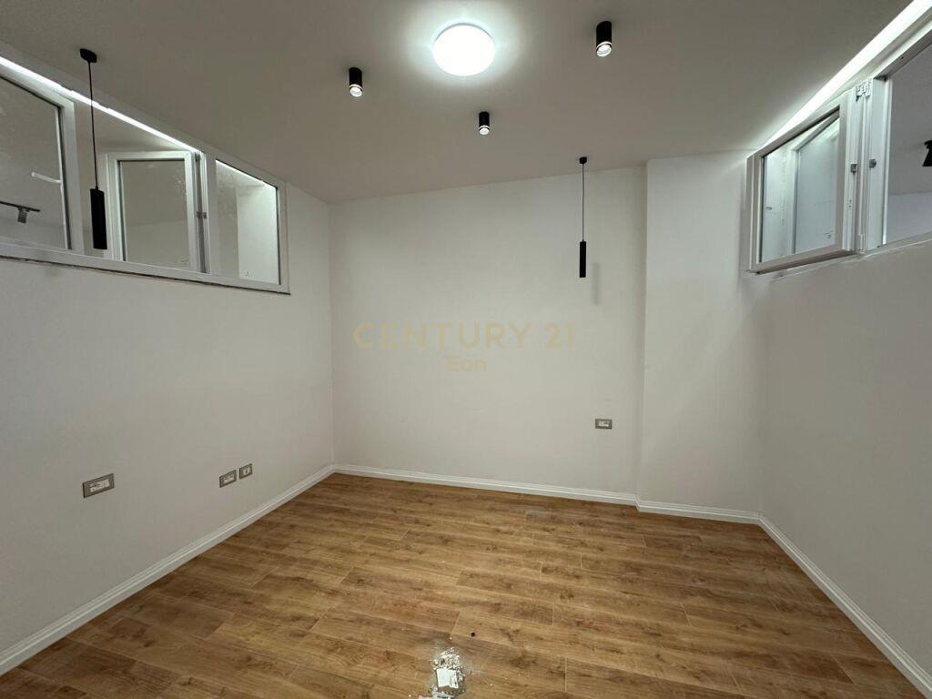 SHITET APARTAMENT 2+1+2 NE DURRES!