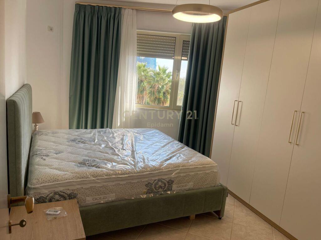 APARTAMENT 3+1+2 ME PAMJE DETI NE VOLLGA !!