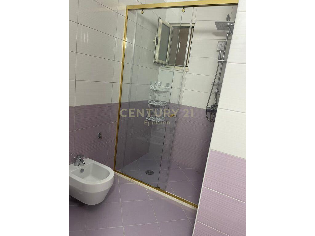 APARTAMENT 3+1+2 ME PAMJE DETI NE VOLLGA !!