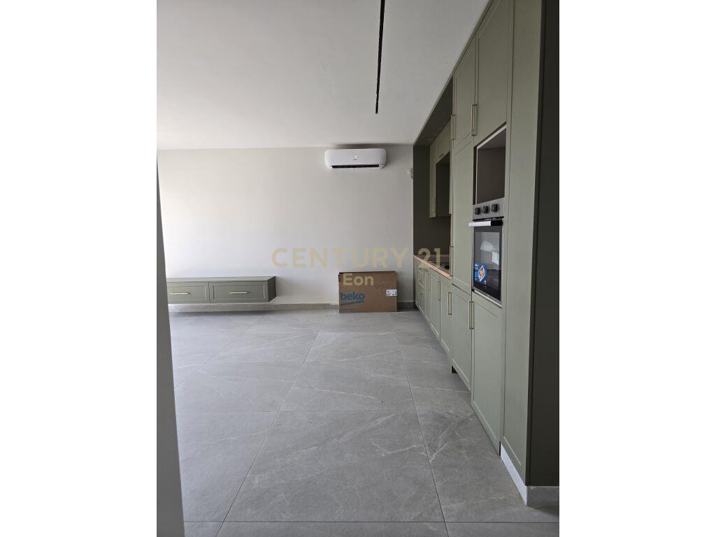 Shitet Apartament 1+1 në Qerret, Durrës – Vija e Dytë!