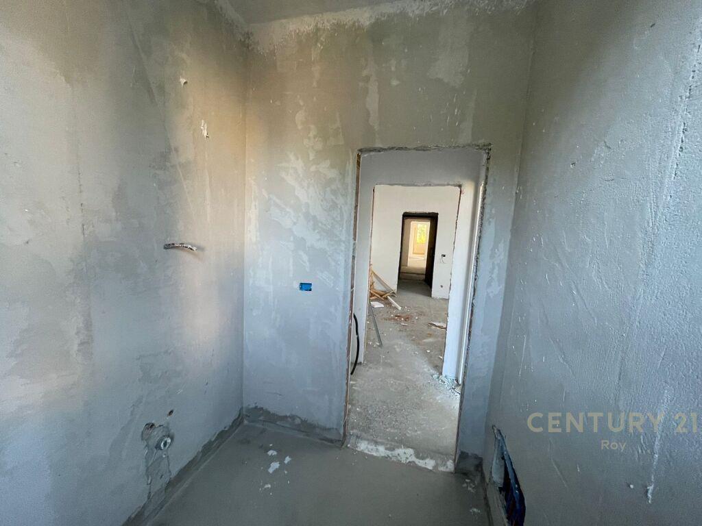 SHITET APARTAMENT 1+1 ME PAMJE DETI NE GOLEM VETEM 30 METRA