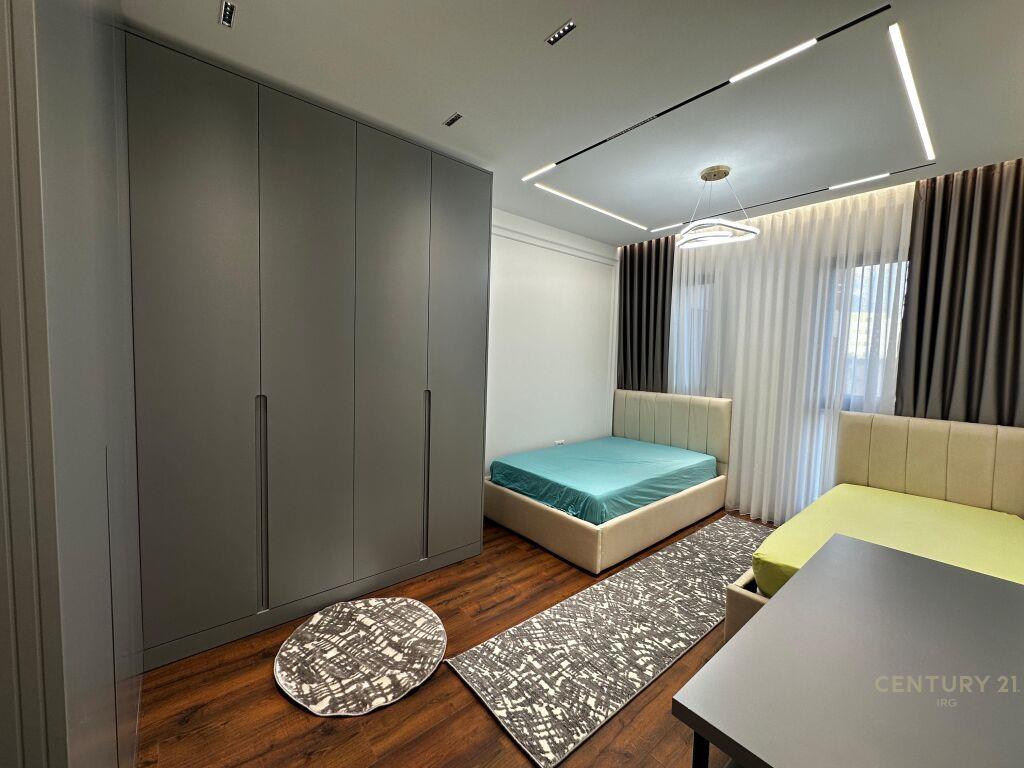 Apartament 2+1+2 tek Arlis,Farmacia 10!IRG102896