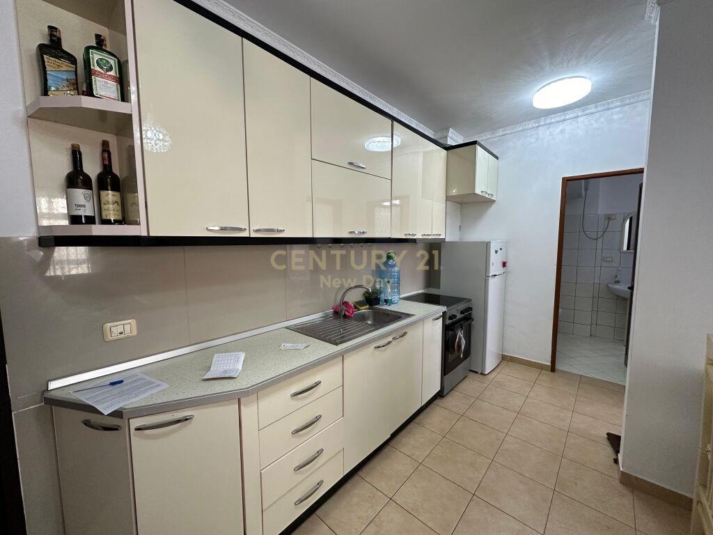 Apartament 1+1 me Qira në Plazh Iliria, Durrës – 300€