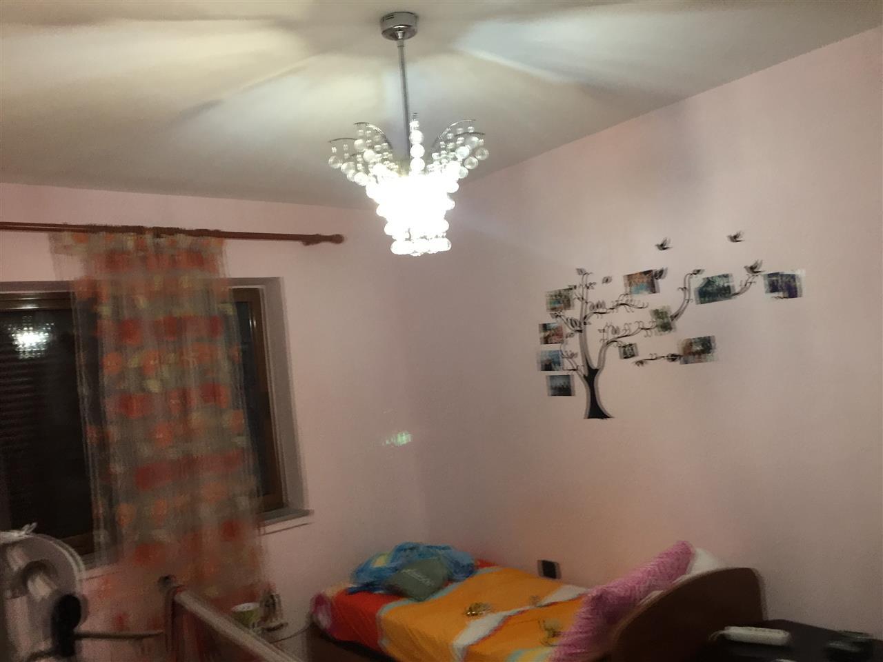 Apartament ▪︎3+1+1▪︎kati 3-te▪︎”15 Tetori Fier”