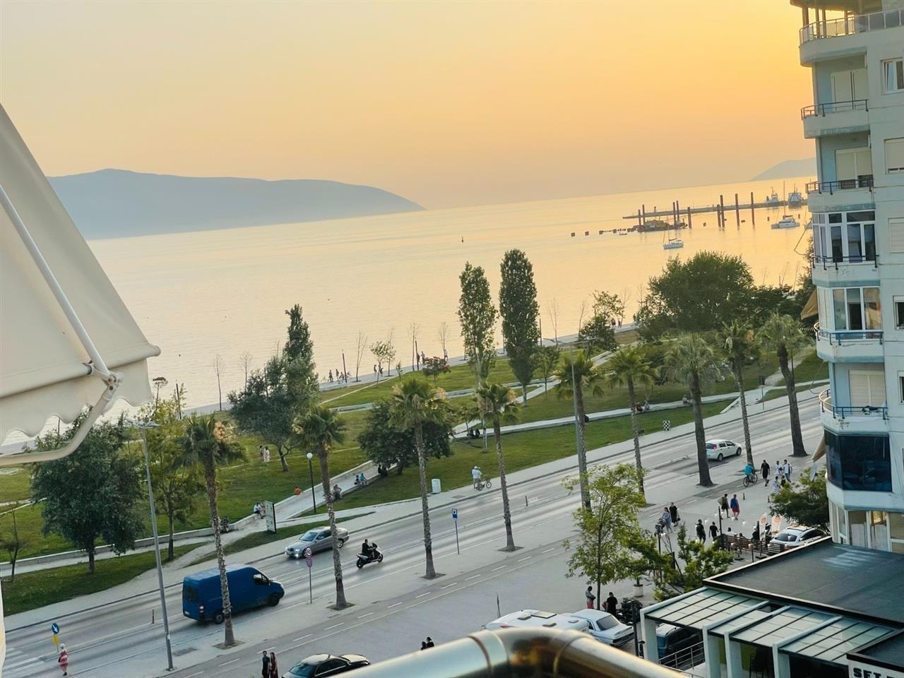 Apartment 2+1 me qera