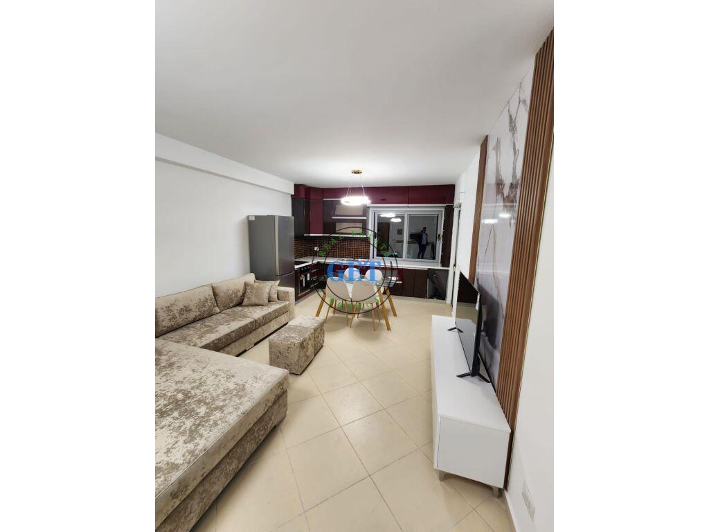 Shitet, Apartament 3+1, Plazh Hekurudha, Durres
