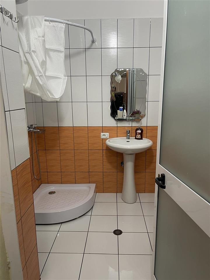 JEPET ME QERA PAMJE NGA DETI TEK KAMELIA