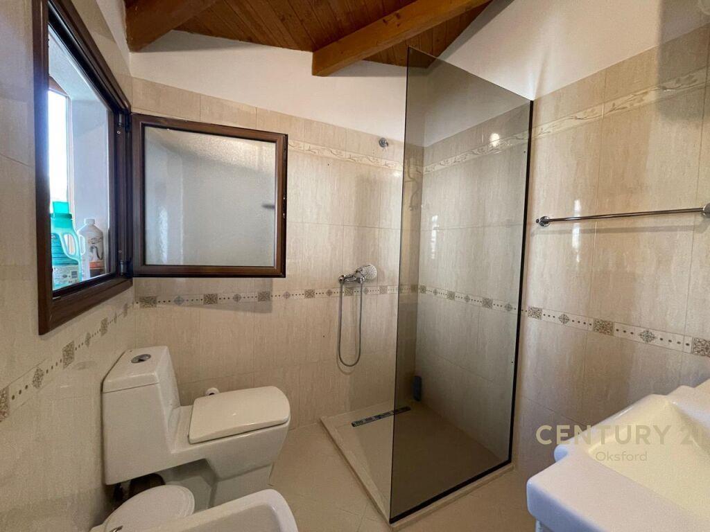 KOMUNA PARISIT, APARTAMENT 2+1+2 850 € OKS102842