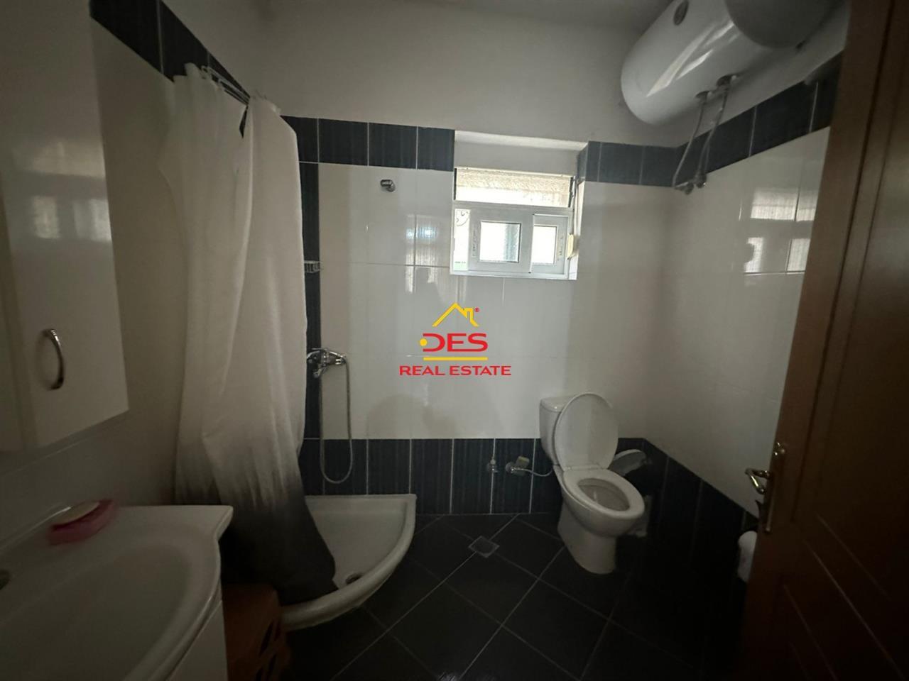SHITET APARTAMENT 2+1 NE SARANDE