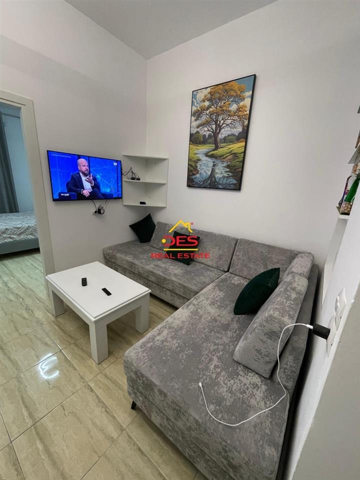SHITET APARTAMENT 2+1+2 NË SARANDË