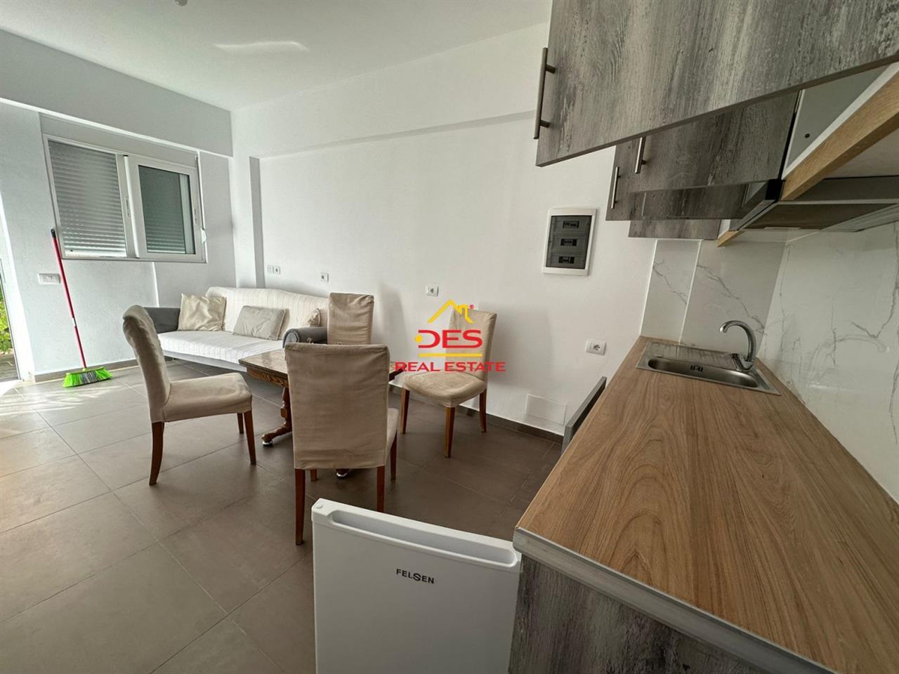 JEPET ME QERA APARTAMENT 1+1 NE SARANDE