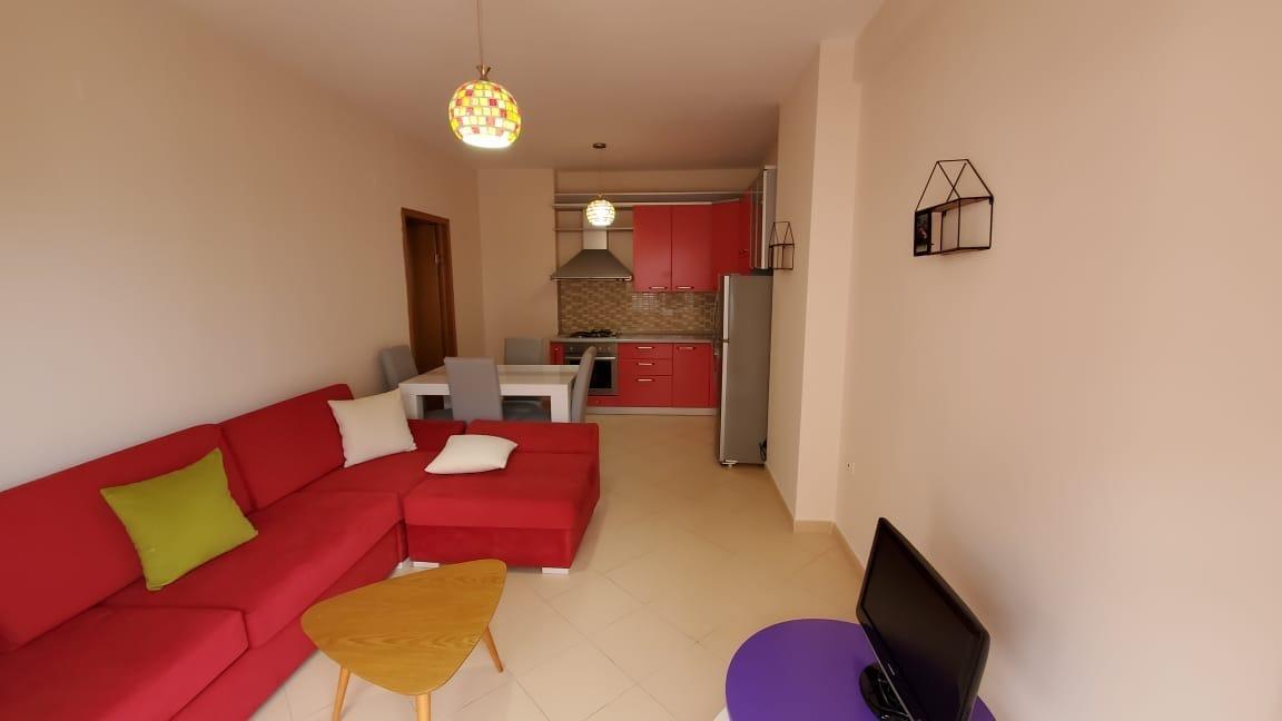 Jepet me qera Apartmenti ndodhet Ne Lungomare