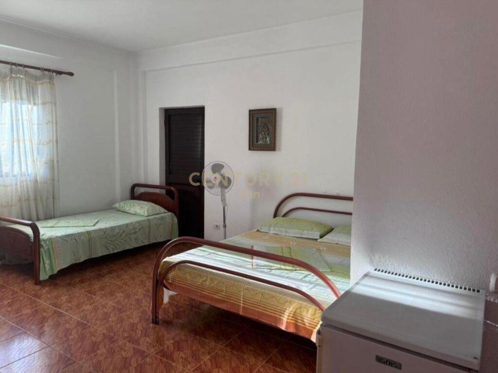 SHITET VILE NE PLAZH TEK RROTA E KUQE!