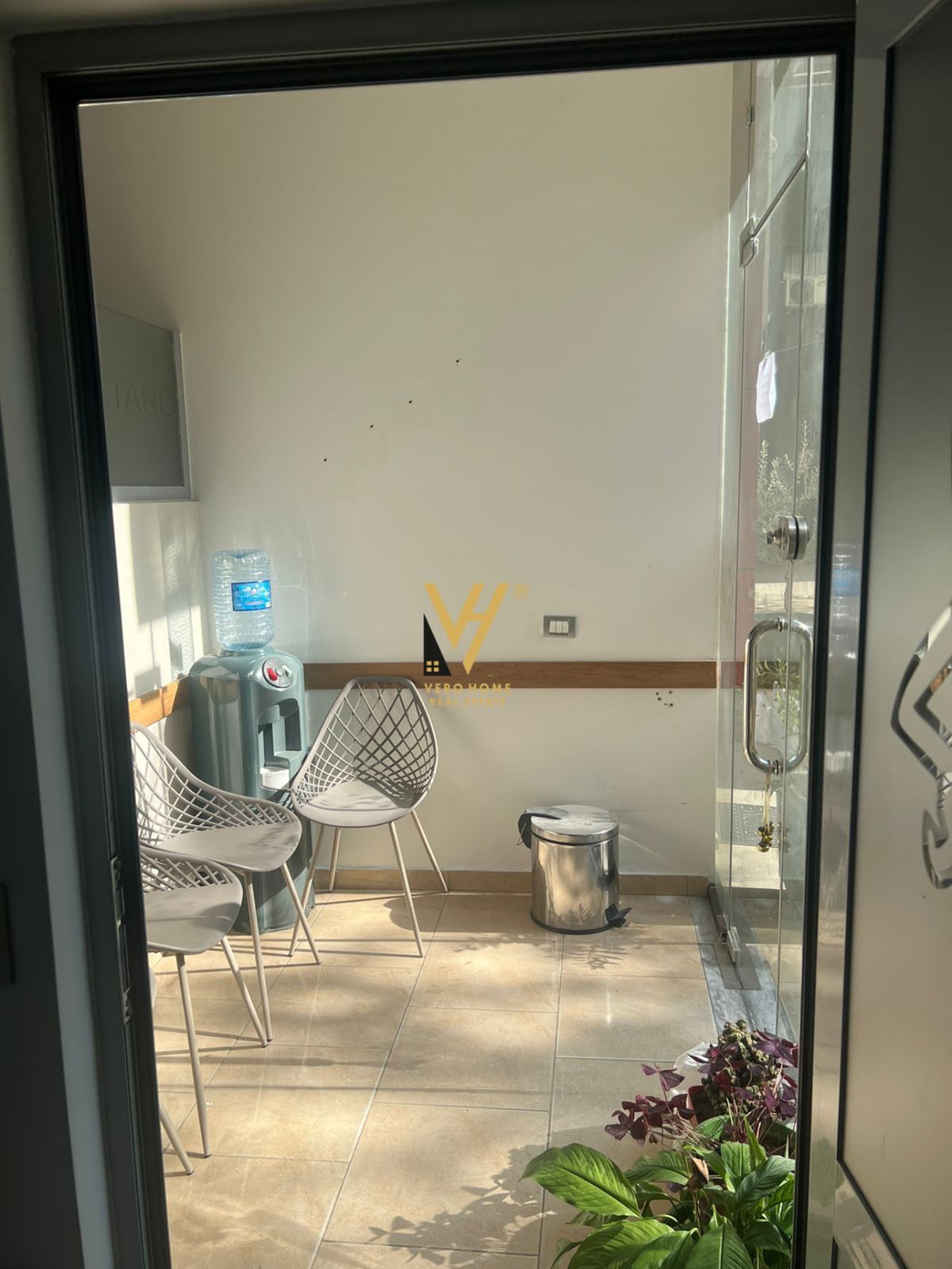 DYQAN 50 M2 ME QERA NE YZBERISHT 600 EURO