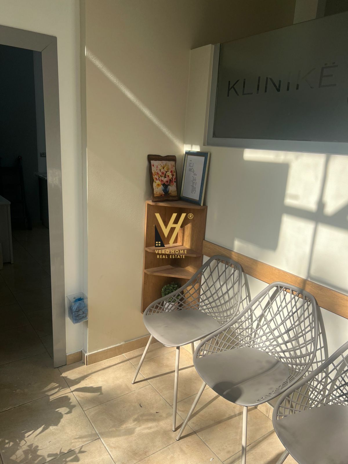 DYQAN 50 M2 ME QERA NE YZBERISHT 600 EURO