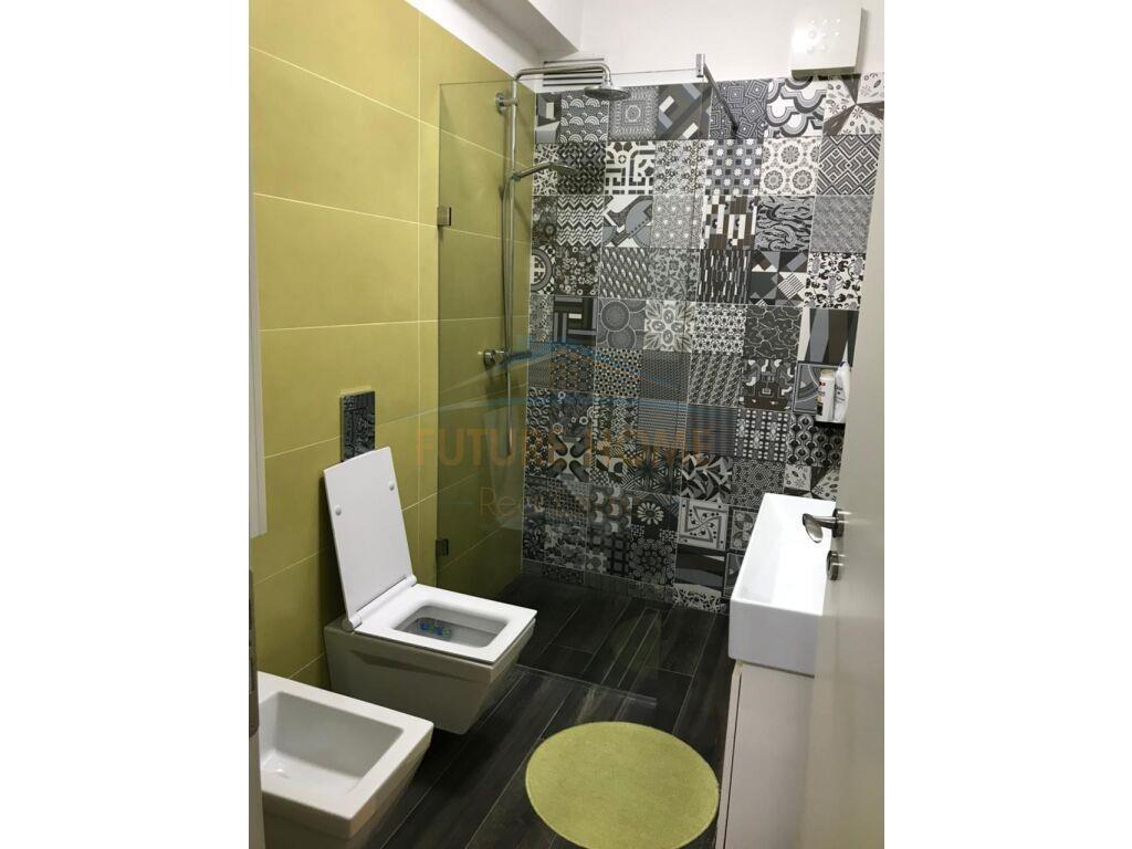 Qera, Apartament 2+1 te Xhamia e Tabakeve, Shkolla e Baletit