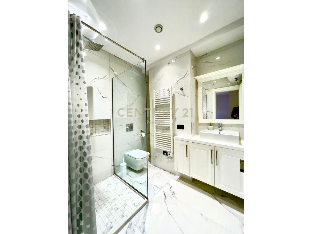 Kopshti Botanik, Apartament modern 2+1 per qira!