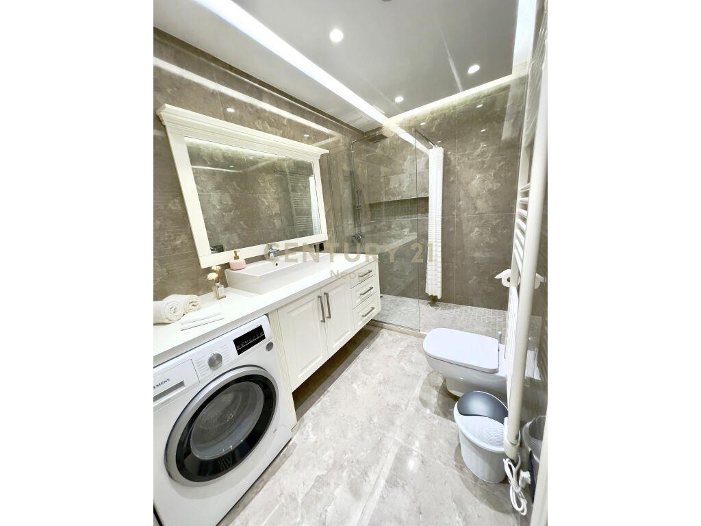 Kopshti Botanik, Apartament modern 2+1 per qira!